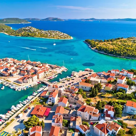 In 7658 Vodice